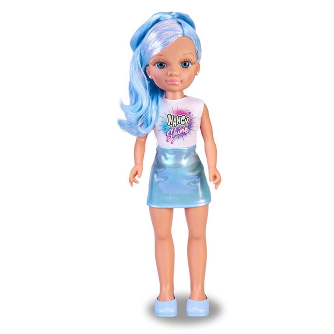 Nancy Nancy Shine de Famosa azul