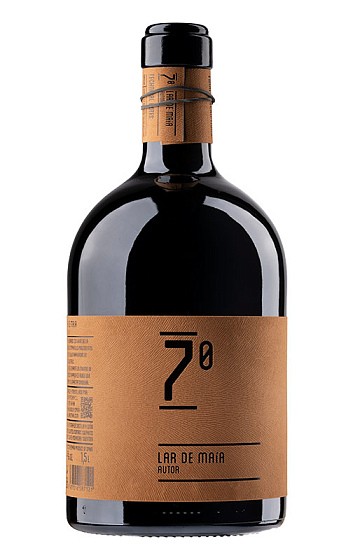 Lar de Maia 7 Autor