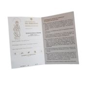 Credencial peregrino del Camino de Santiago abierta