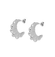 Pendientes Semi aro diseño atemporal